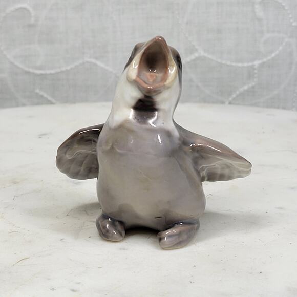 Vtg Bing Grondahl Young Sparrow Porcelain Figurine 1852 Tan Screeching For Food - Picture 6 of 14